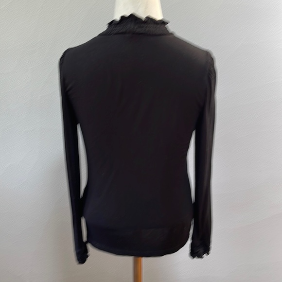 (United Colors of Benetton) black ruffle neck shirt - Picture 3 of 6